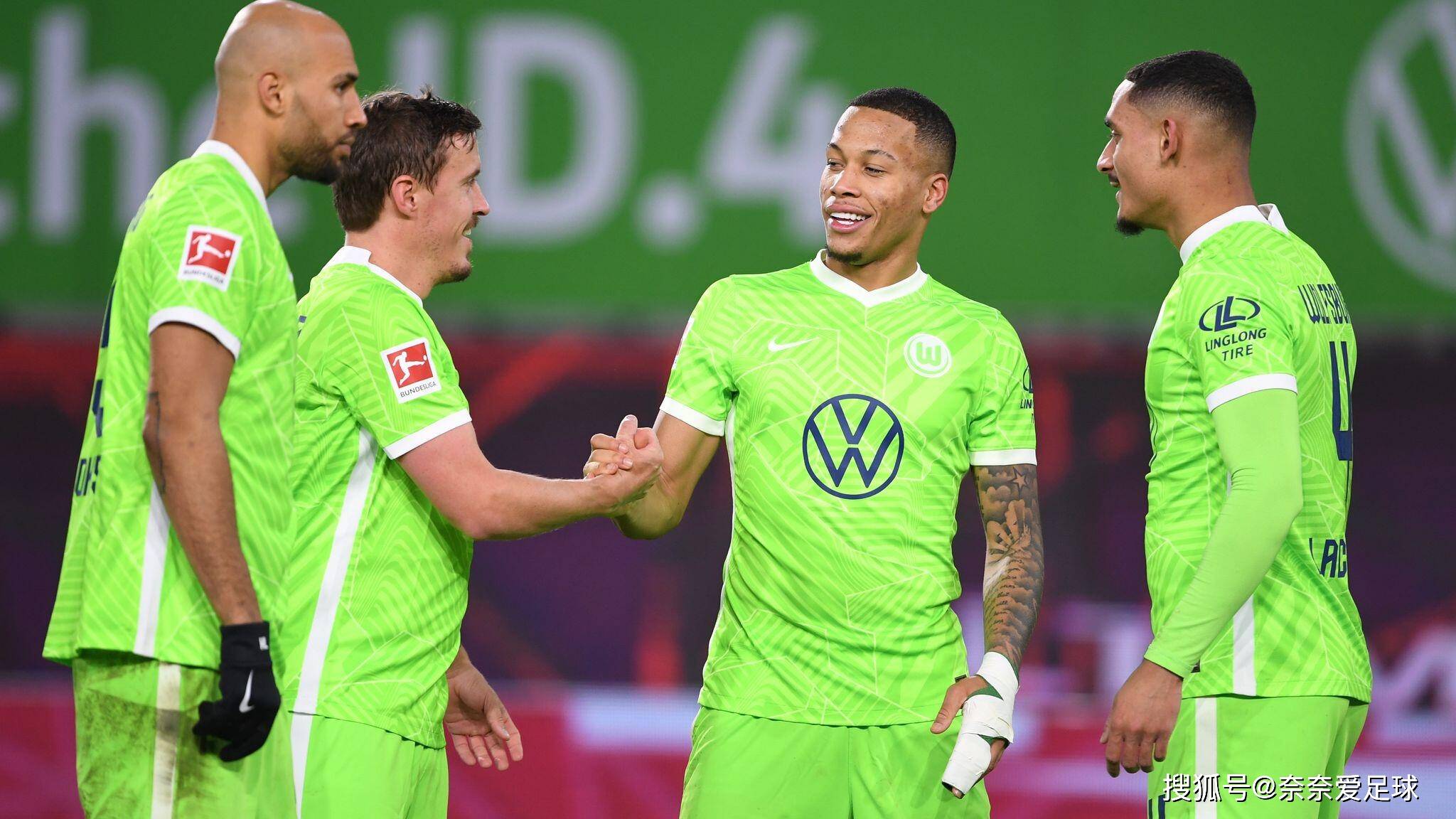 沃尔夫斯堡客场逆袭！经典对阵汉堡取得胜利！