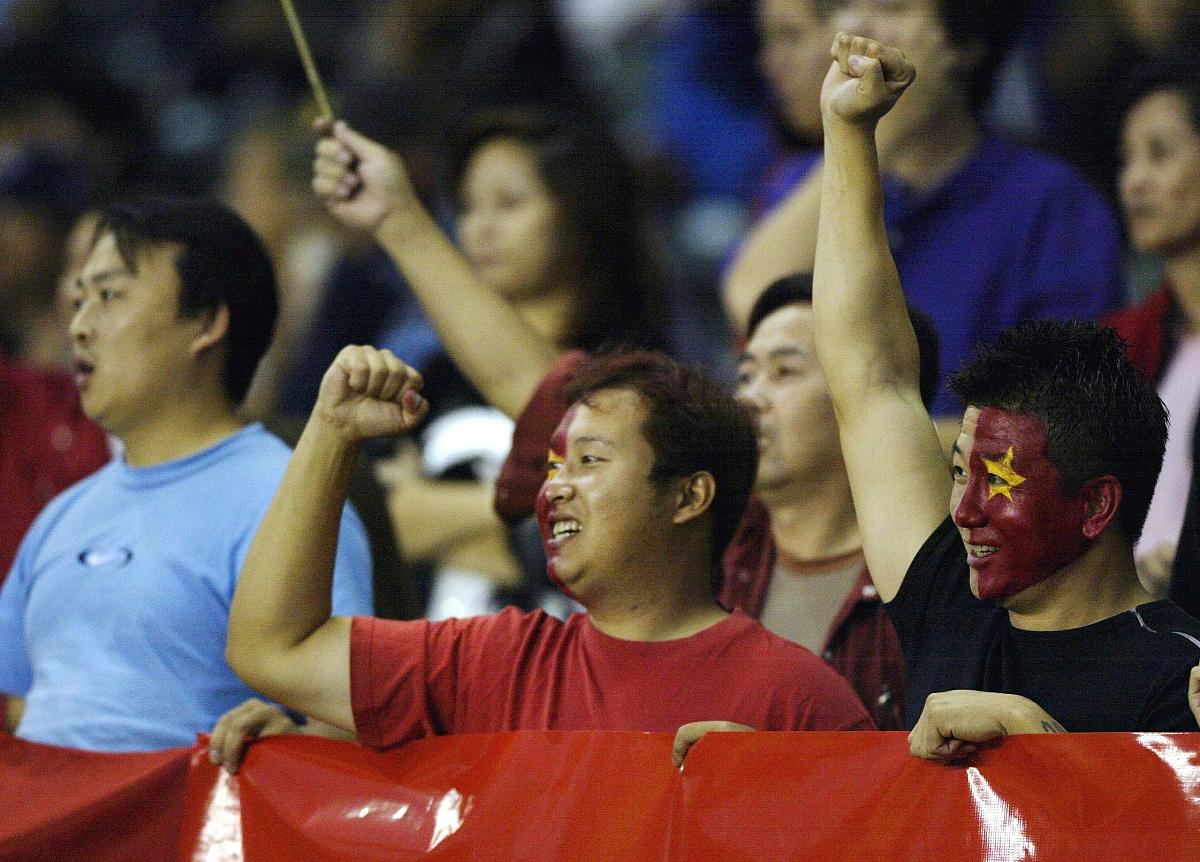 熊猫直播平台-中国足球赛事引发球迷激动情绪