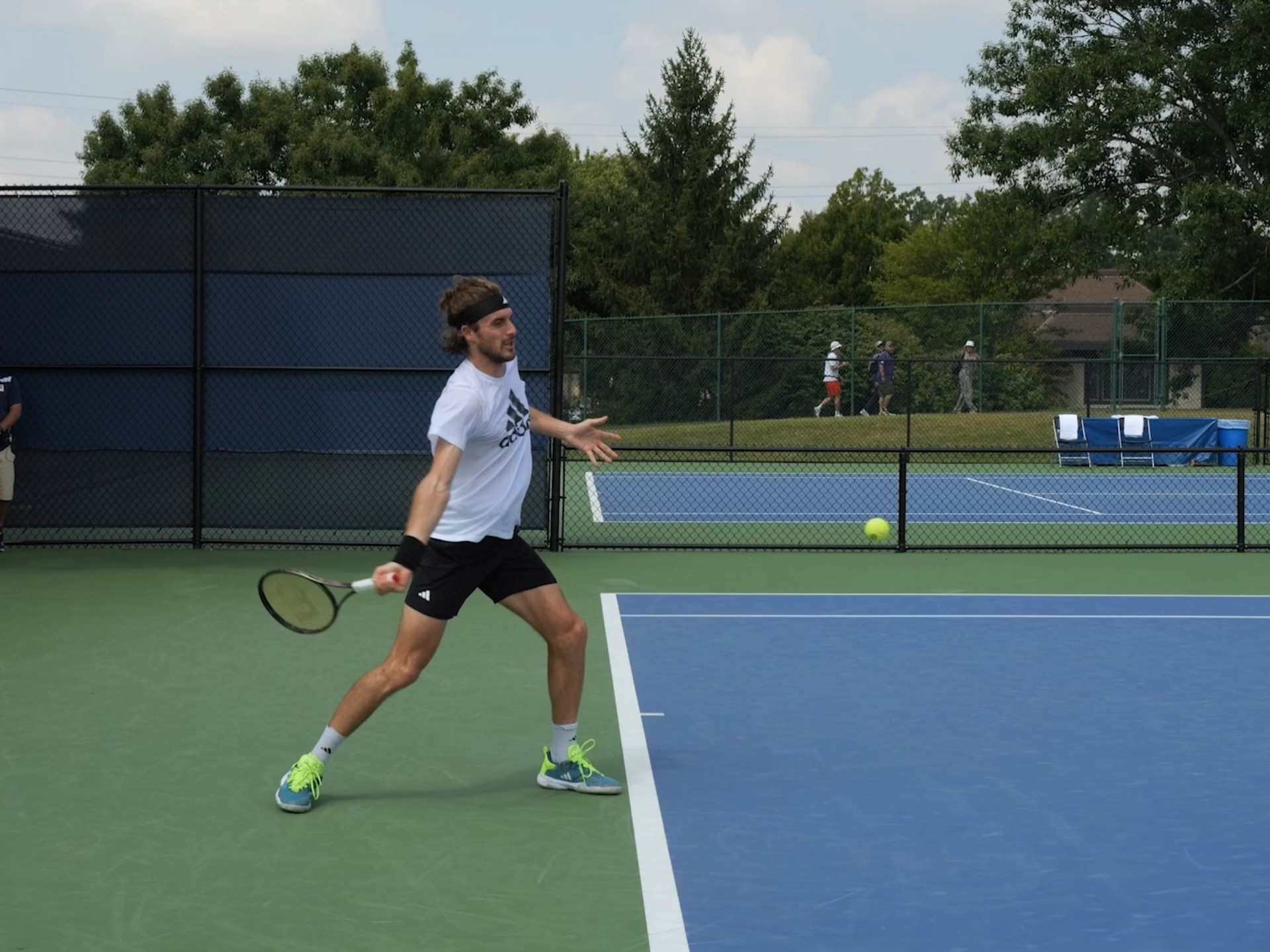 熊猫直播平台-欧洲网球队翻盘美国网球队，西西帕斯一己之力扛起全队