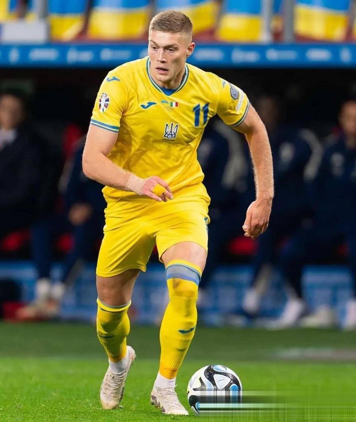 包含乌克兰惊险晋级,险胜对手跻身欧洲杯决赛圈的词条 包含乌克兰惊险晋级,险胜对手跻身欧洲杯决赛圈的词条