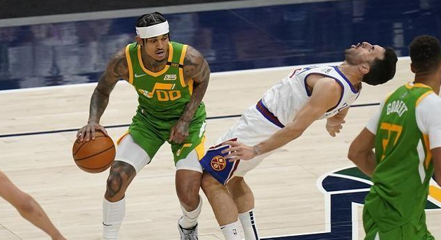 魔术逆胜爵士，福尼古德展现全能实力助球队反超